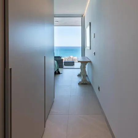 Golden Luxury 2 Bedroom Sea View Apartamento